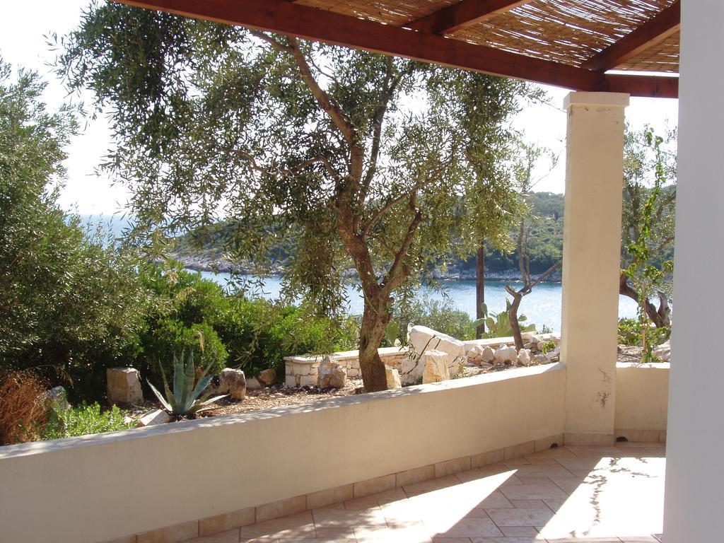 Nereidi Pool Villas Porto Ozias Bagian luar foto