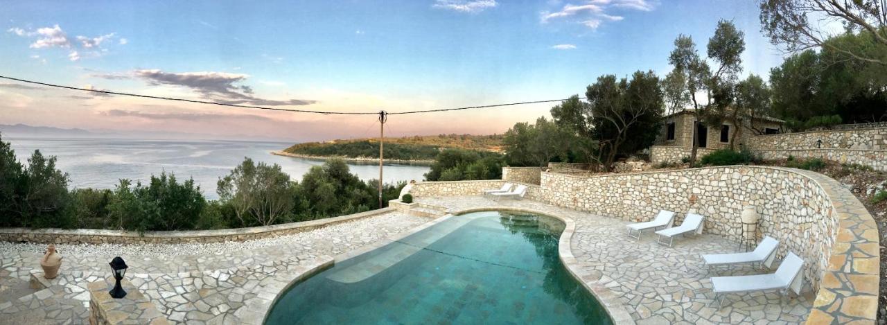 Nereidi Pool Villas Porto Ozias Bagian luar foto